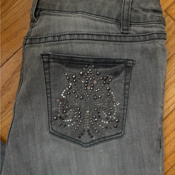 Cache Jeans - Picture 4 of 4